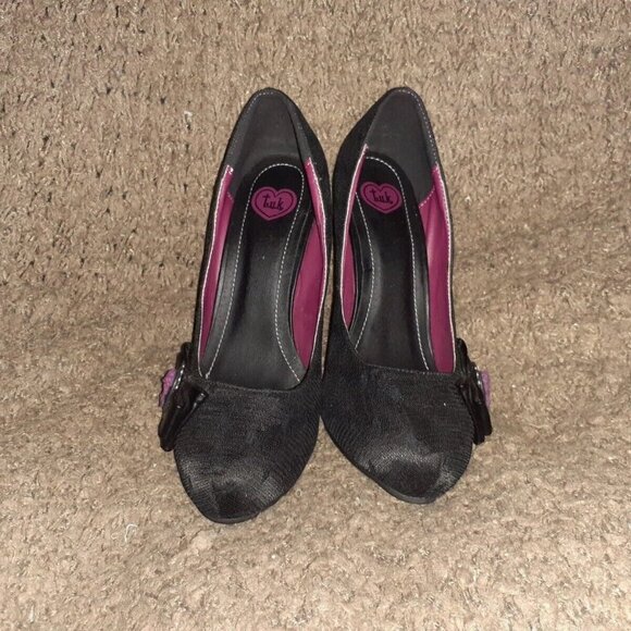 T.U.K. Harlot Heel-Purple Skull Cameo-Black Dot Mesh-Size 8-Near Mint - Picture 4 of 8